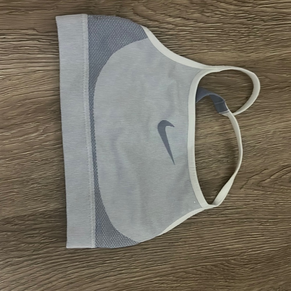Nike sports bra, size kids medium, light blue/grey
